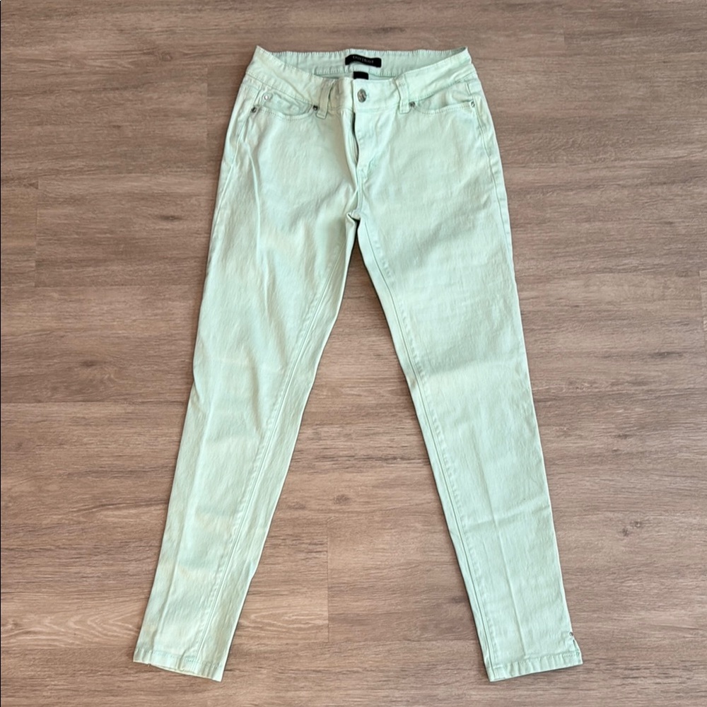 White House Black Market Mint Ankle Jeans